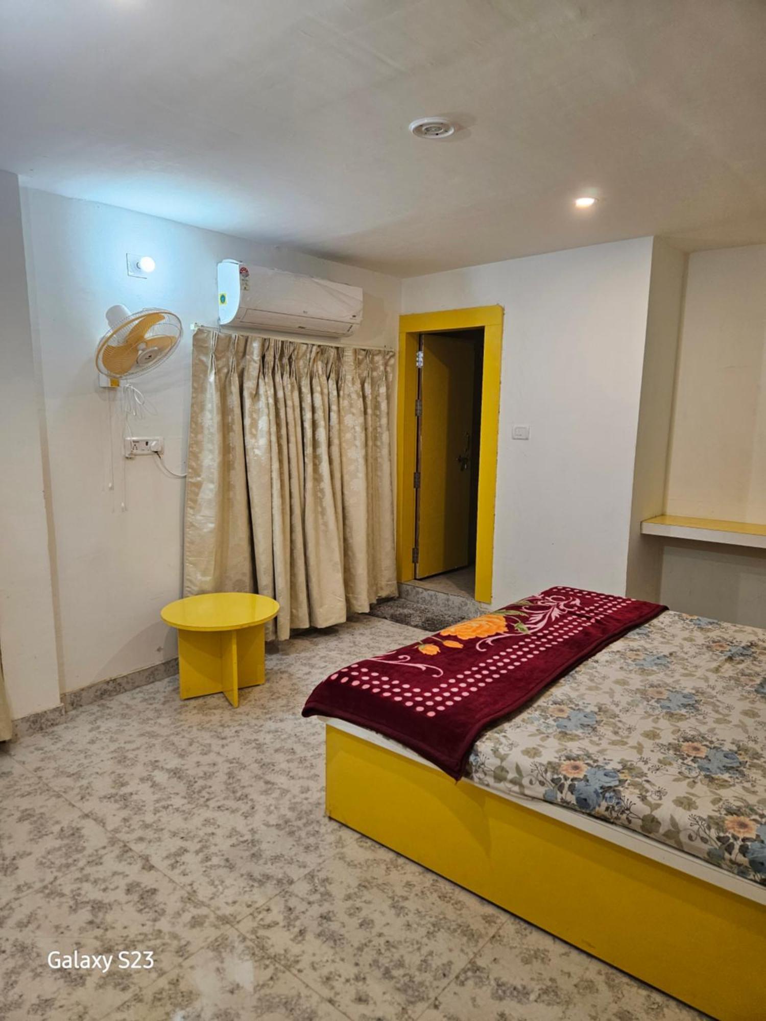 Couple Friendly Hotel - Sunset Orchha Exterior photo